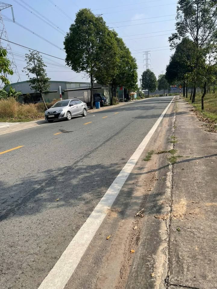 Đất thổ cư 135m² Đường 84, Phú Tân, Thủ Dầu Một - Giá chỉ 2.6 tỷ, nhanh tay kẻo lỡ!