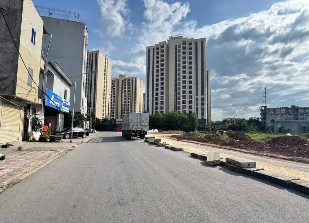 Đất nền Phương Cầu 120m² giá 5.x tỷ - Tiềm năng đầu tư vượt trội!