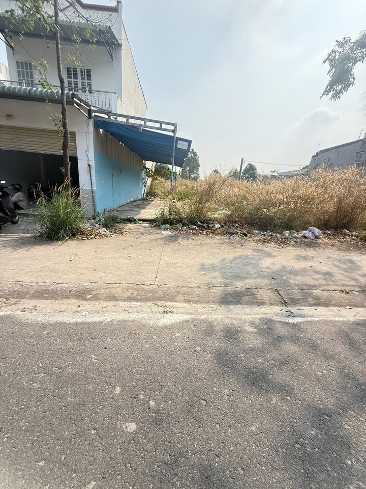 Đất nền đường Dj5, Phường Mỹ Phước, 150m² giá 3.2 tỷ - Cơ hội đầu tư lý tưởng!