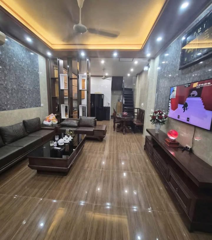 Nhà riêng Phường Tân Thành, Ninh Bình 46.4m² giá 3 tỷ - Đầu tư sinh lời ngay!