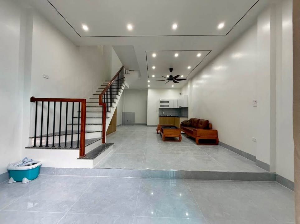 Nhà 3 tầng tại ngõ Lý Nhân Tông, Đông Thọ 52m² giá 2 tỷ - Full nội thất mới hoàn hảo!