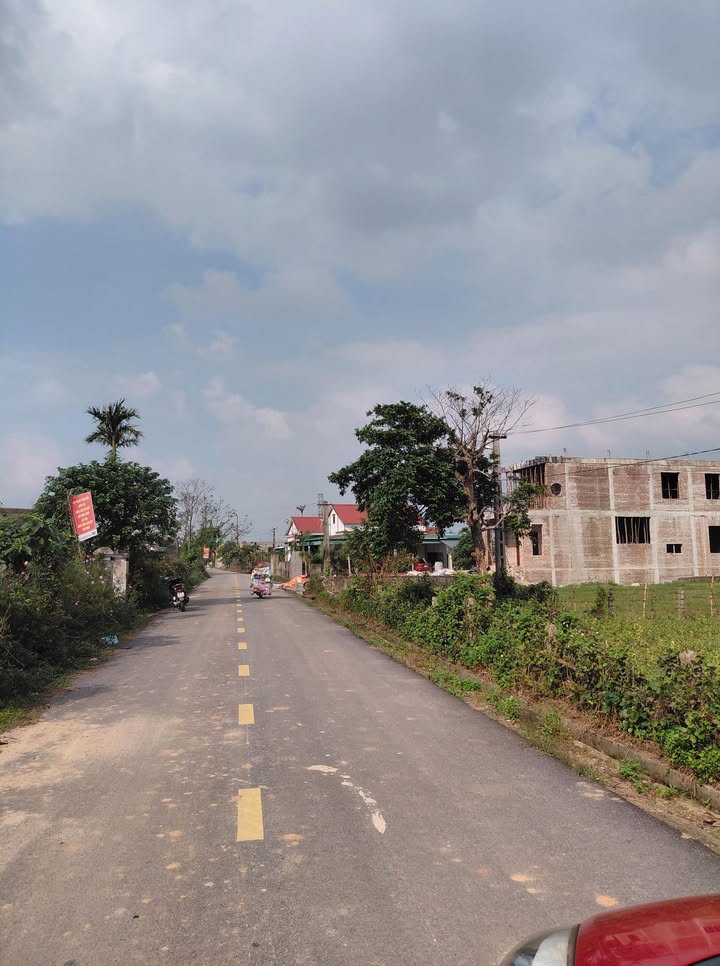 Đất nền Cẩm Lạc 220m² giá chỉ 400 triệu - Vị trí đẹp, dân cư đông đúc!