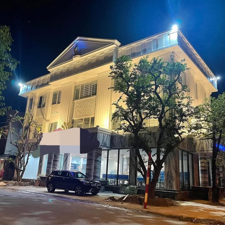 Nhà 3 tầng 2 mặt tiền tại tổ 7, Phường Hà Huy Tập, 247.5m² - Cơ hội đầu tư tuyệt vời!