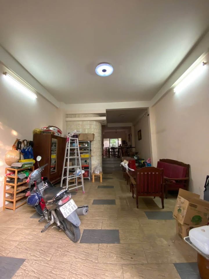 Nhà riêng KDC 6B INTRESCO, Bình Chánh, 100m² - Giá tốt, thuận tiện di chuyển!