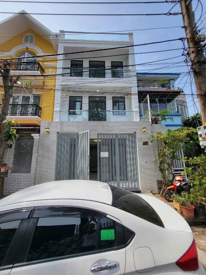 Nhà Phú Hòa 111m² giá 6 tỷ - Đầu tư sinh lời cao