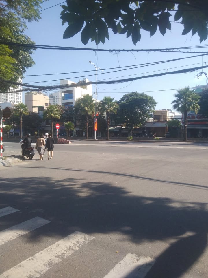 Đất mặt tiền Ngô Quyền, Quận Sơn Trà 119m² giá 8.9 tỷ - Bán gấp trước Tết!