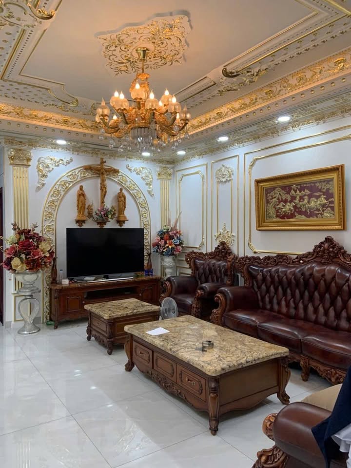 FrontHouse Nguyễn Trãi, Thủ Đức 150m² giá 14 tỷ - Mặt tiền kinh doanh sầm uất!