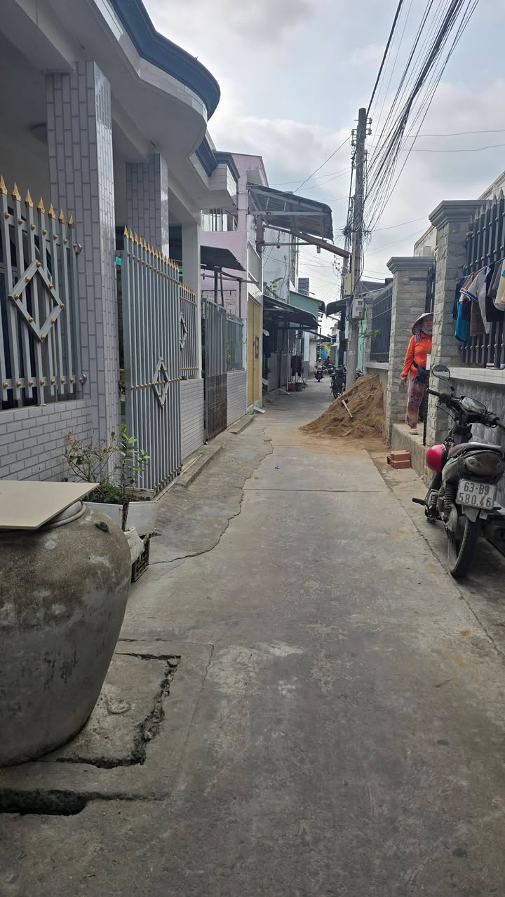 Nhà bán Gò Công, Tiền Giang 110m² giá 1.25 tỷ - Sẵn sàng dọn vào ở ngay!