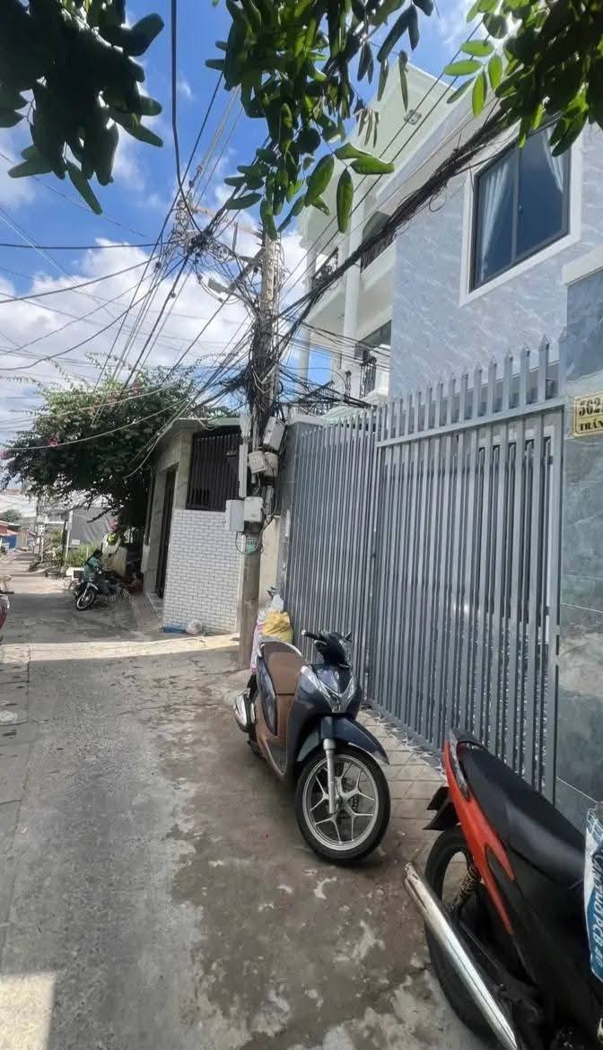 Bán nhà 2 căn mới đẹp hẻm 562 Trần Phú, Vũng Tàu 50m² - Tiềm năng kinh doanh cao!