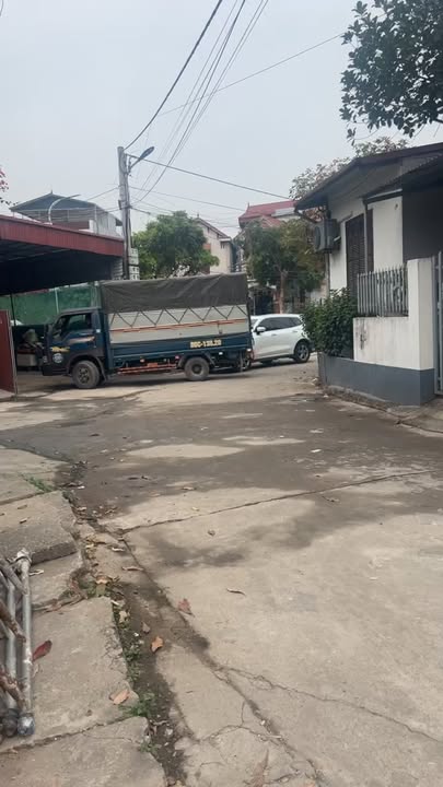 Đất nền Đan Nhiễm Văn Giang 140m² giá 5 tỷ - Sổ đỏ chính chủ, vị trí đẹp!