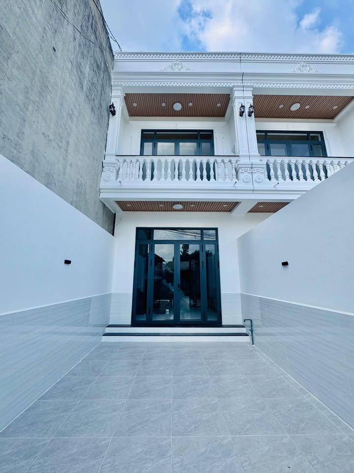 Nhà mặt tiền Vàm Trư, Châu Đốc, An Giang 88m² giá 2.5 tỷ - Sẵn sàng vào ở ngay!