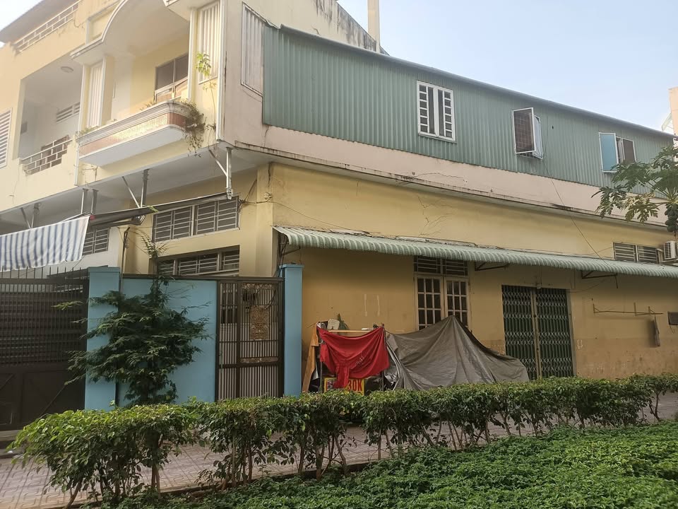 Nhà cho thuê tại Landmark 81, Quận Bình Thạnh - Diện tích rộng rãi, giá 10 triệu/tháng