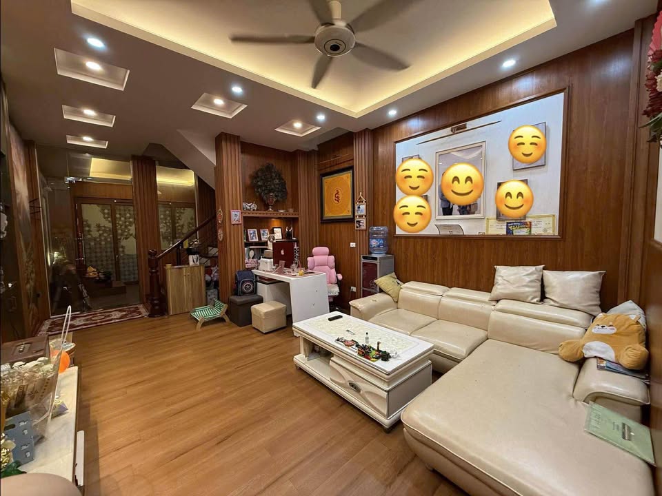 Nhà phố Kim Mã, Quận Ba Đình 47m² giá 13 tỷ - An sinh đỉnh, full nội thất!