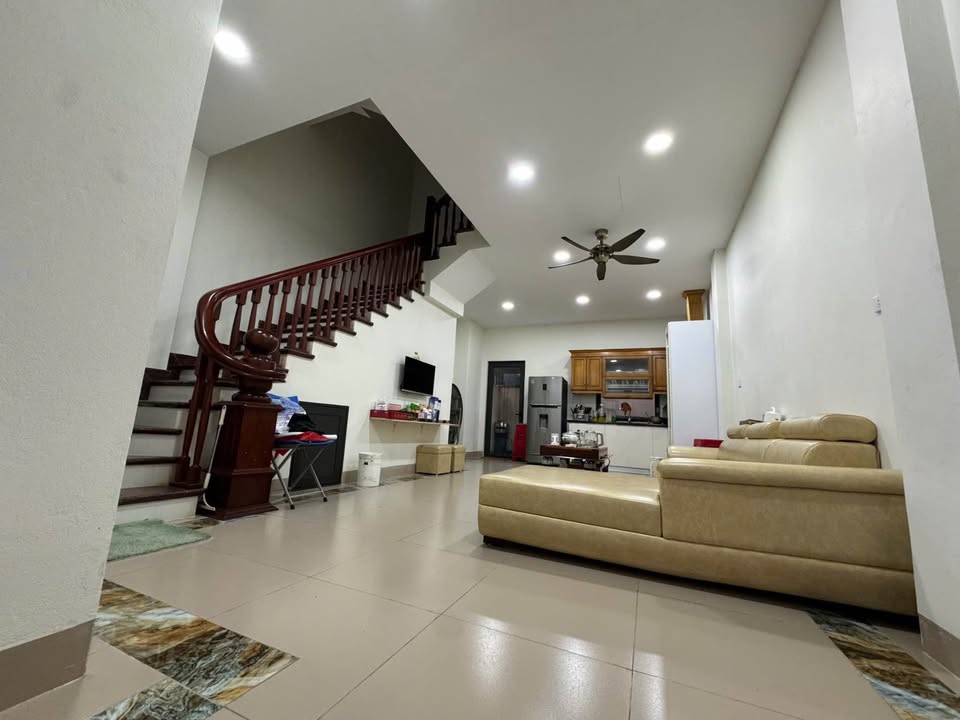 Nhà liền kề Bellhomes Vsip 73m² giá 6 tỷ - Sẵn sàng vào ở ngay!