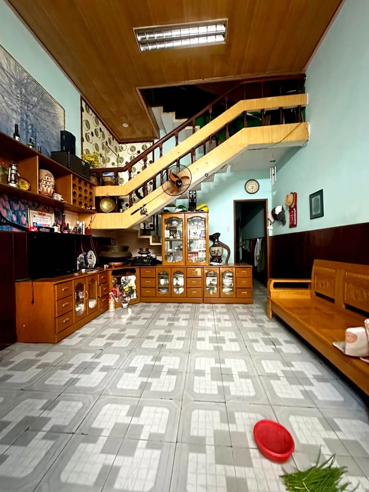 Nhà phố Tăng Bạt Hổ, Quy Nhơn 65m² giá 4 tỷ - Chính chủ, sổ hồng nhanh chóng!