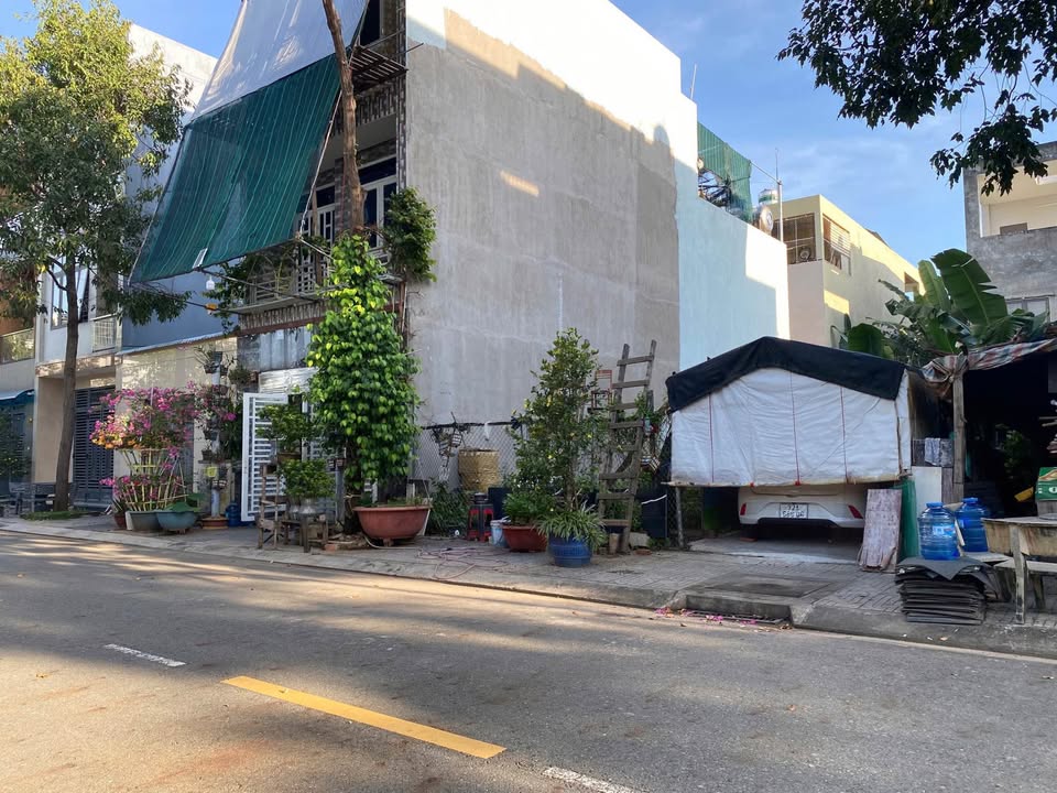 Đất nền đường Hà Đức Trọng, Bà Rịa 91m² giá 3.28 tỷ - Khu vực đông dân cư, tiện ích đầy đủ!