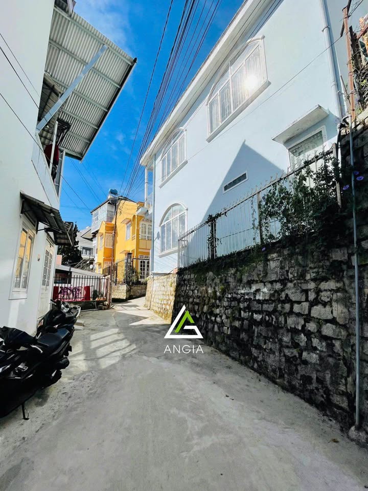 Nhà phố Phường 4 Đà Lạt 93m² giá 4 tỷ - Sổ riêng hoàn công!
