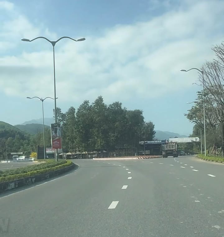 Đất ở 5400m² Hòa Ninh, Đà Nẵng - Giá chỉ 43.2 tỷ VND - Cơ hội đầu tư sinh lời!