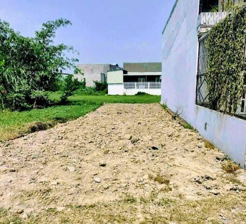 Nhà riêng 1/824 Mỹ Hạnh Nam, Đức Hòa, 120m² giá 1.3 tỷ - Chính chủ bán gấp!