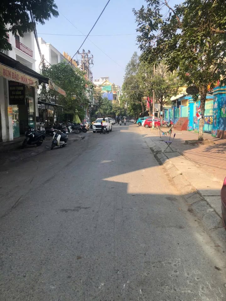 Nhà 2 Tầng Phường Lam Sơn, TP Thanh Hóa 130m² giá 7.2 tỷ - Chính chủ bán, mặt tiền 4m!