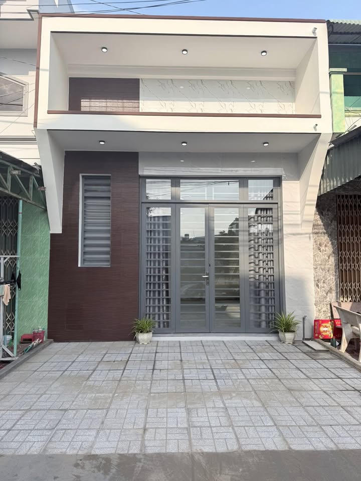 Nhà riêng Nguyễn Lương Bằng, Long Xuyên 90m² giá 2.45 tỷ - Chính chủ bán gấp!