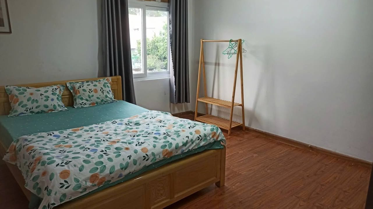 Phòng cho thuê hẻm ô tô đường Quang Trung, Đà Lạt - Giá 3.5 triệu, vào ở ngay!