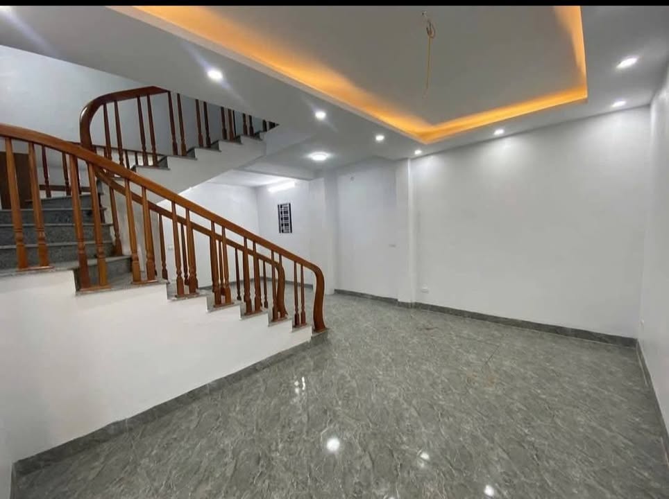 Nhà riêng Tả Thanh Oai 50m² giá 2 tỷ - Không gian sống thoáng đãng!