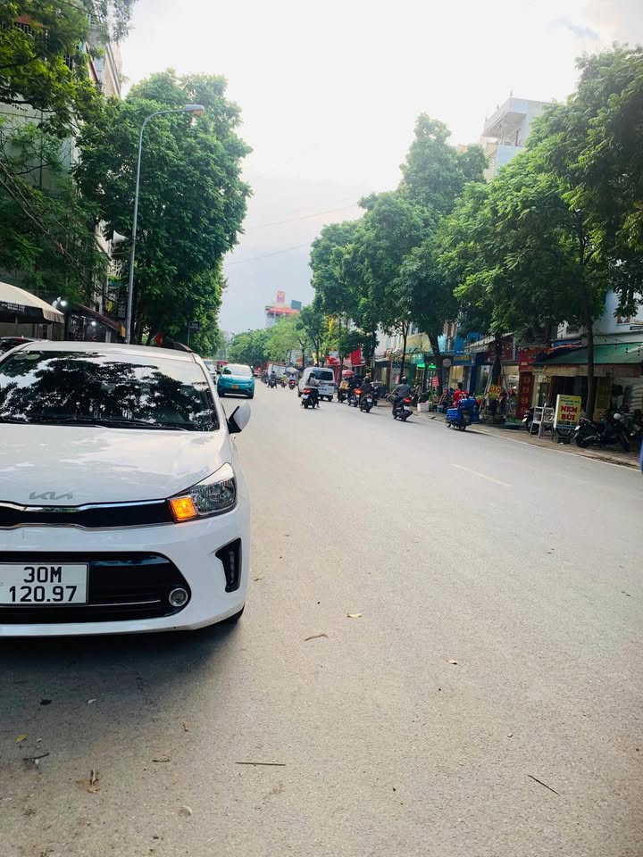 Nhà mặt tiền ngõ ô tô tránh Hoàng Liệt 90m² giá thỏa thuận - Tiện ích đầy đủ!