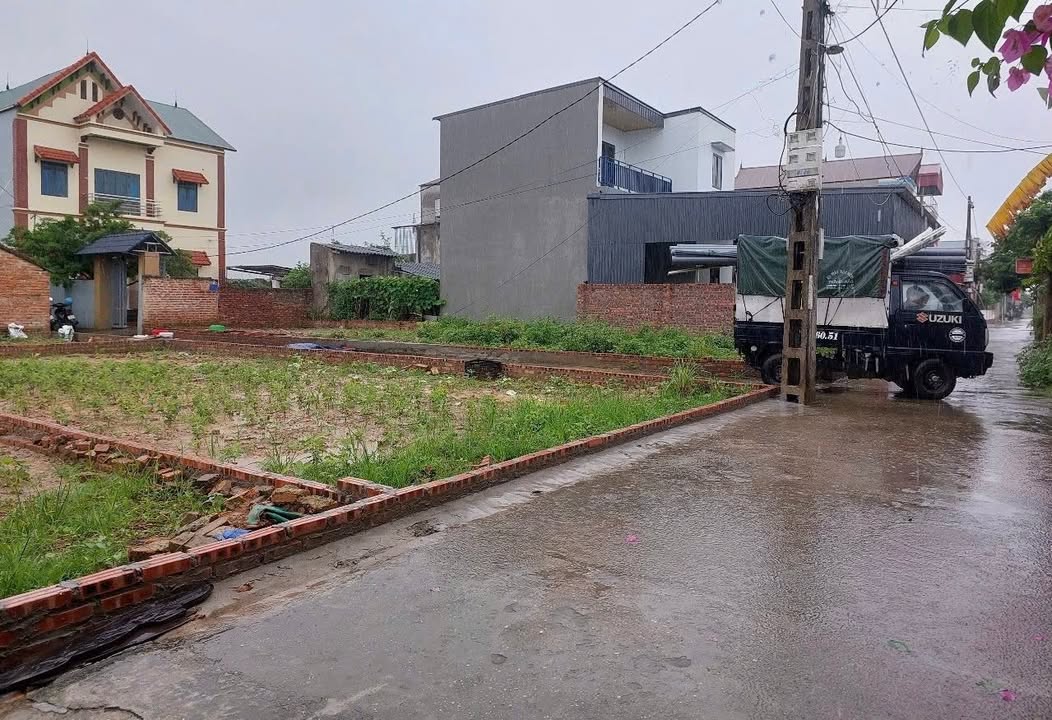 Đất phân lô Bắc Thượng, Sóc Sơn 100m² giá 3 tỷ - Sổ đỏ chính chủ, ô tô vào đất!