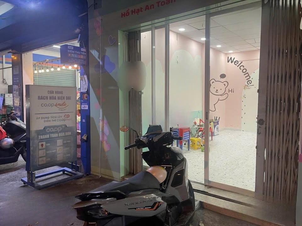 Mặt bằng kinh doanh cho thuê tại Lạc Long Quân, quận 11 - Giá tốt 10 triệu/tháng!