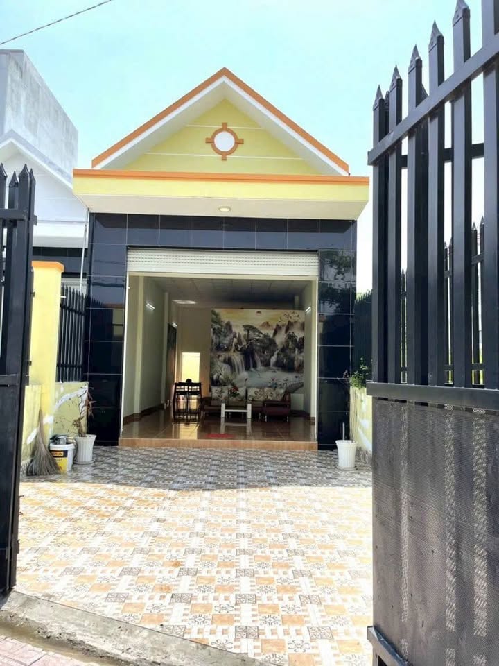 Nhà mặt tiền Huỳnh Tấn Phát, Quận 7 - 105m² giá 8.7 tỷ - Đầu tư sinh lời ngay!