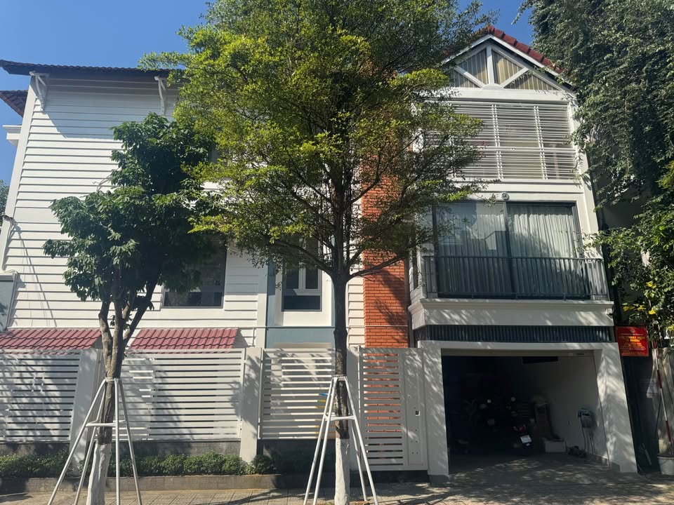 Nhà mặt tiền 2 Hoà Cường Bắc 100m² giá thỏa thuận - Vị trí siêu đẹp, chính chủ!