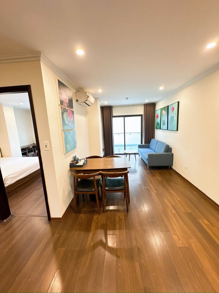 Căn hộ cho thuê tại 236 Võ Chí Công, Tây Hồ 70m² - Gần Hồ Tây, tiện ích đầy đủ!