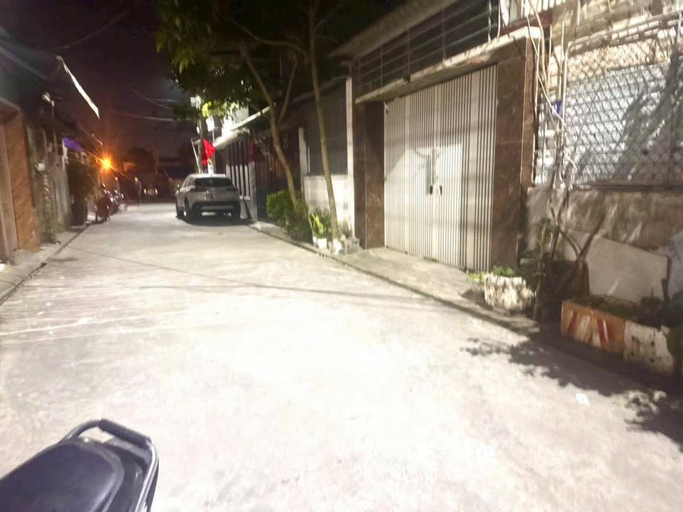 Nhà cho thuê 3 tầng tại Cửa Lò, 120m² - Giá chỉ 5 triệu/tháng!