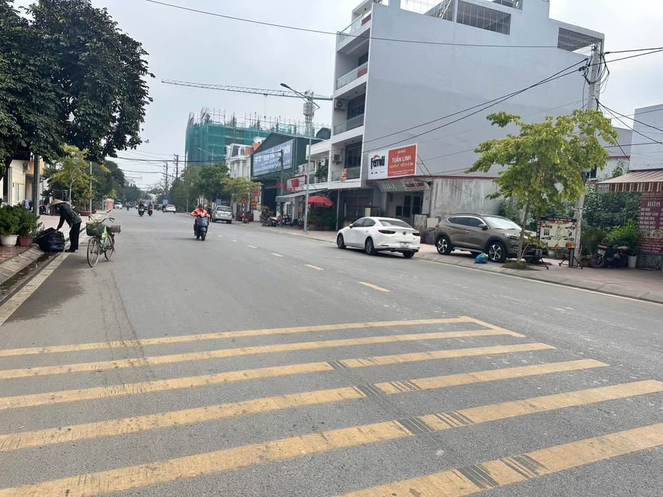 Nhà 2 tầng mặt đường Trang Quan, An Đồng, 120m² - Kinh doanh sầm uất!