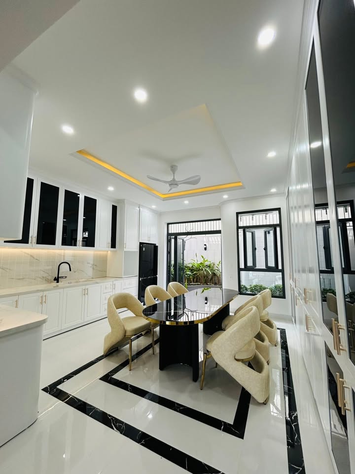 Nhà riêng 100m² tại Mỹ Gia, Nha Trang giá 10.2 tỷ - Thiết kế tinh tế, sẵn sàng ở ngay!