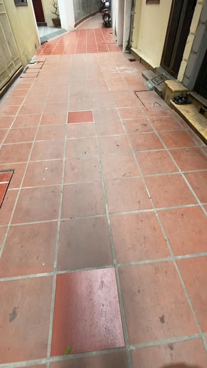 Nhà phân lô Định Công 51m² giá 15 tỷ - Sổ đỏ chính chủ, ô tô đỗ cửa!