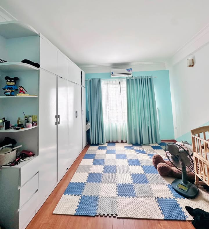 Nhà cho thuê tại ngõ 198 Vĩnh Hưng, Hoàng Mai 42m² - Phù hợp cho văn phòng và gia đình!