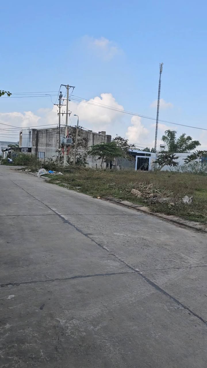 Đất nền Phường Hòa Quý, Quận Ngũ Hành Sơn 100m² giá 2.05 tỷ - Cơ hội đầu tư tuyệt vời!