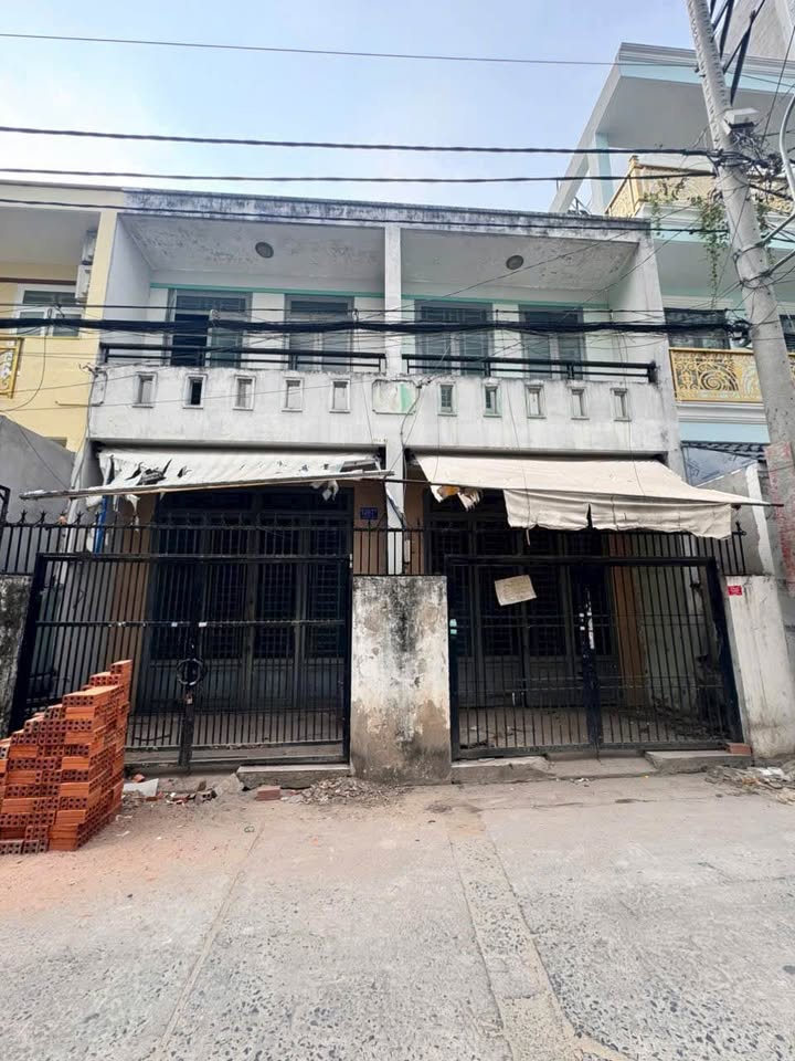 Nhà bán hẻm Lê Văn Quới, Bình Tân 111.3m² - Hẻm thông rộng, giá chỉ 9.5 tỷ!