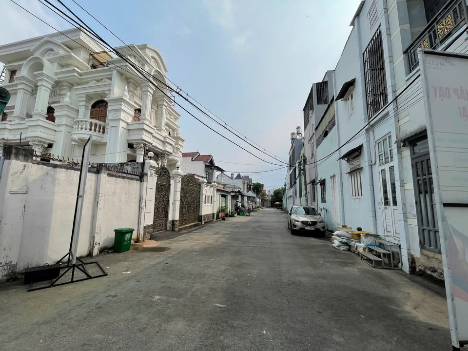 Đất Hóc Môn 81m² giá 3 tỷ - Vị trí đẹp, dân trí cao!