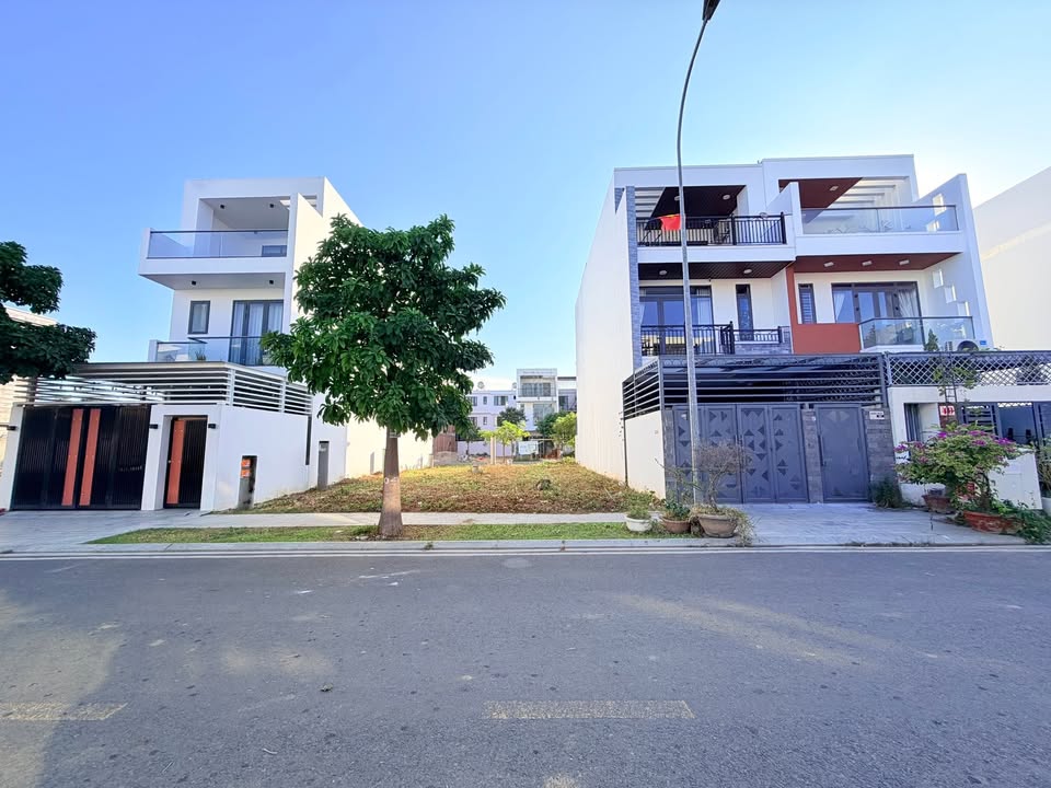 Đất nền Mỹ Gia gói 7, Nha Trang 100m² giá 5.9 tỷ - Cơ hội đầu tư tuyệt vời!