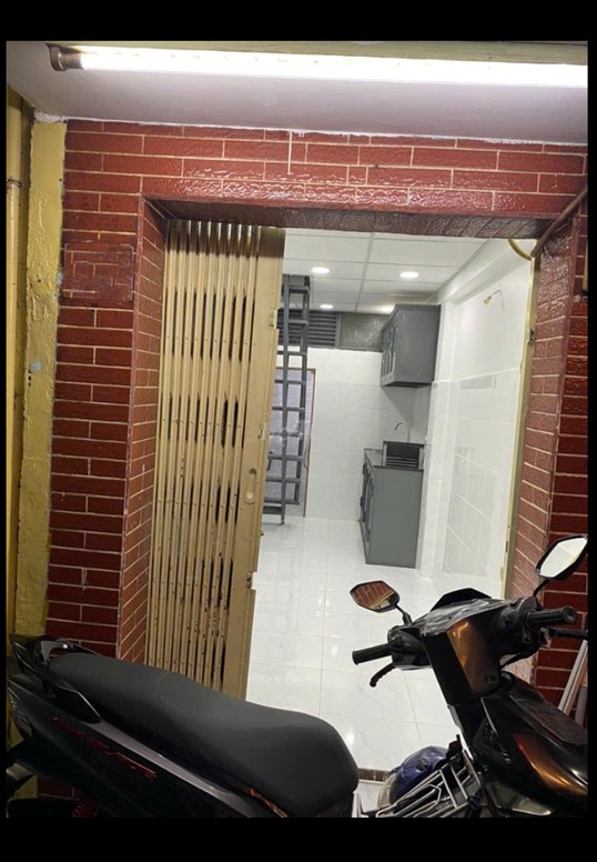 Nhà nhỏ cho thuê Võ Văn Kiệt, Q.1 14m² giá 5 triệu - Nhà mới sửa, tiện nghi đầy đủ!