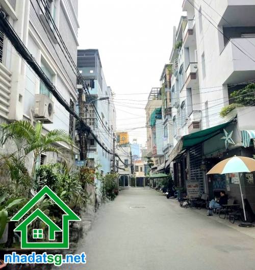 Nhà 2 tầng Quận Tân Bình 40m² giá 4.98 tỷ - Kết nối thuận tiện, dân trí cao!