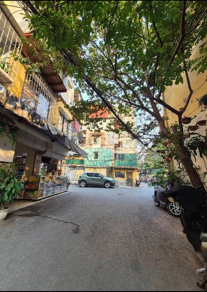 Căn hộ 2 phòng ngủ tại Đống Đa 75m² giá thỏa thuận - Vị trí cực hiếm gần hồ Thành Công!