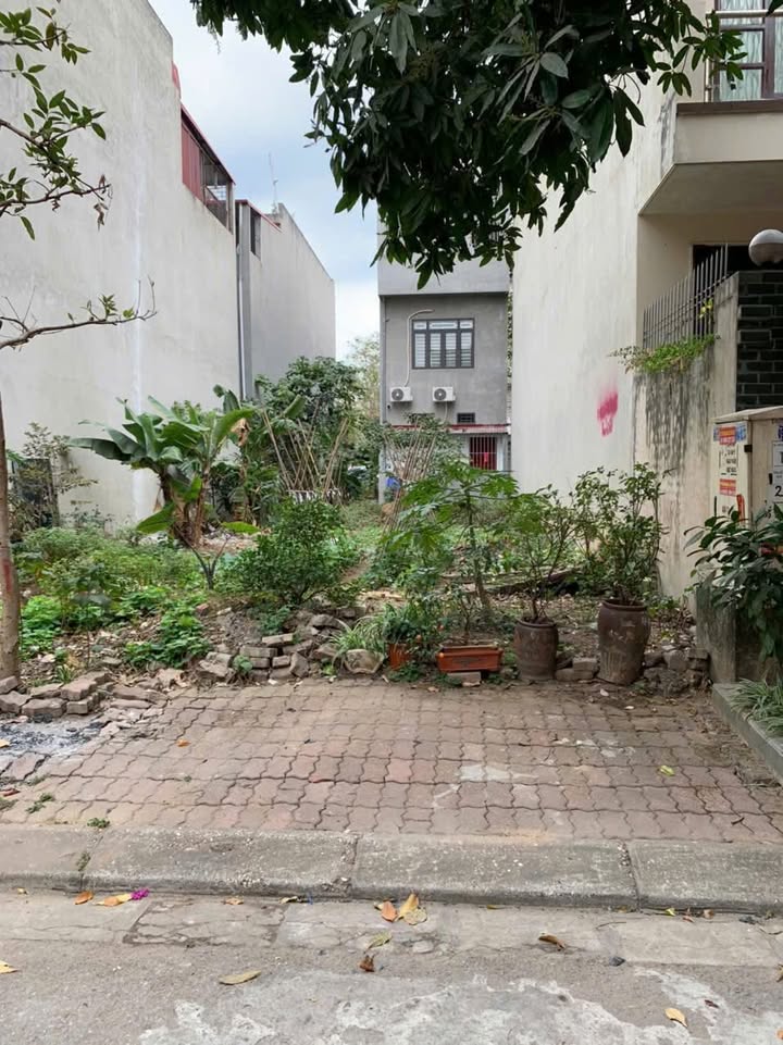 Đất thổ cư 50m² tại trung tâm hành chính mới Hoài Đức giá 2.2 tỷ - Đầu tư sinh lời!