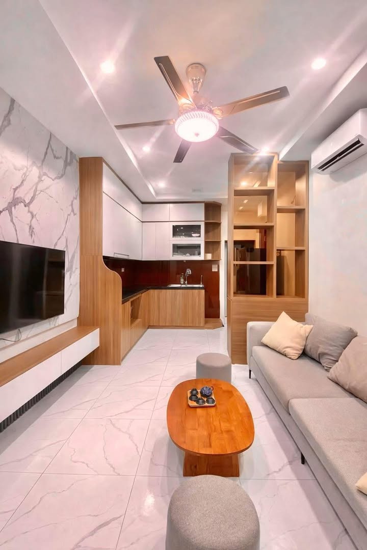 Chung cư Phố Chùa Láng Đống Đa 52m² giá 5 tỷ - Căn góc thoáng sáng, full nội thất!