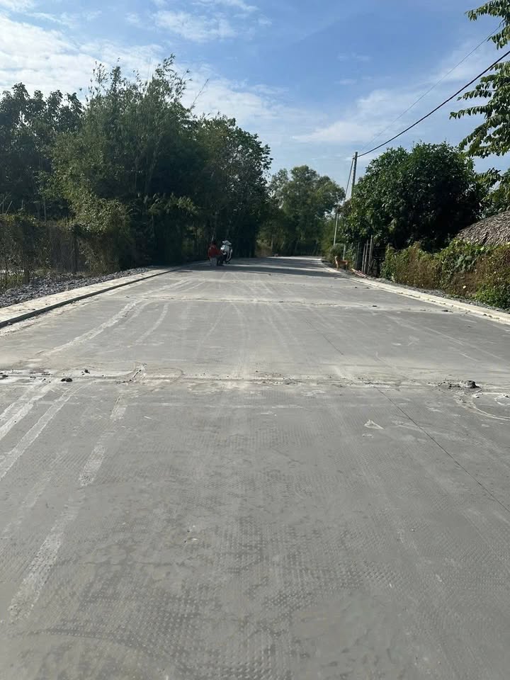 Đất nền Xã An Nhơn Tây 3000m² giá 6 tỷ - Mặt tiền 43m, đường mới nâng cấp