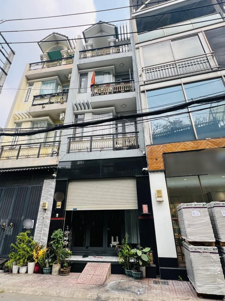 Nhà phố Tô Hiệu, Tân Phú 72m² giá 12.2 tỷ - Tiện ích xung quanh đầy đủ!