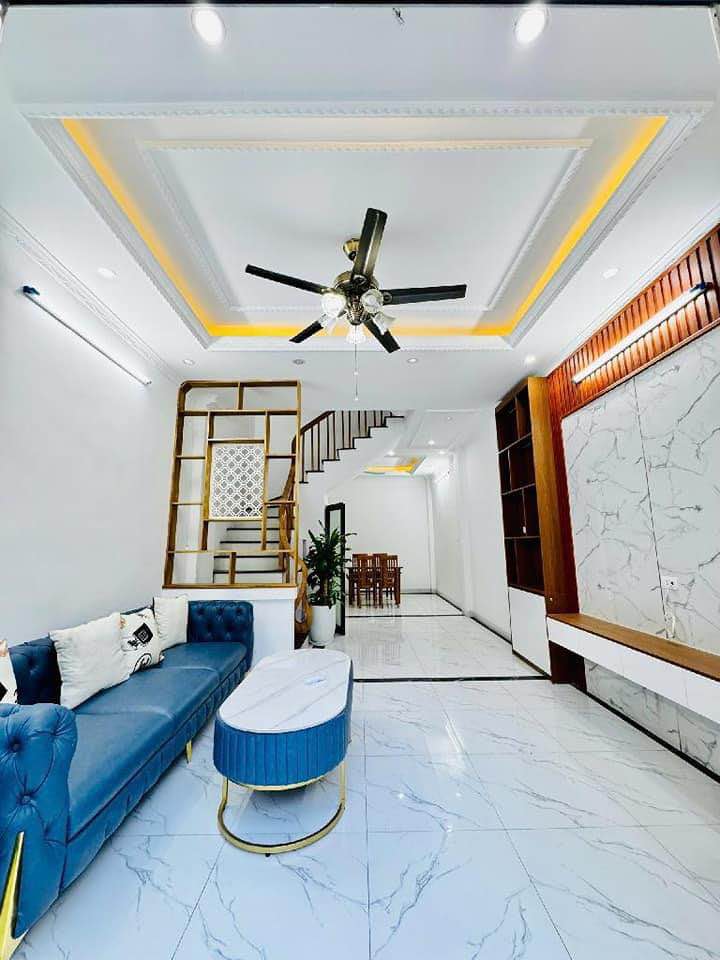 Nhà 4 tầng Phú Diễn 37m² giá 4.8 tỷ - Cơ hội vàng tại Vinhomes Wonder!